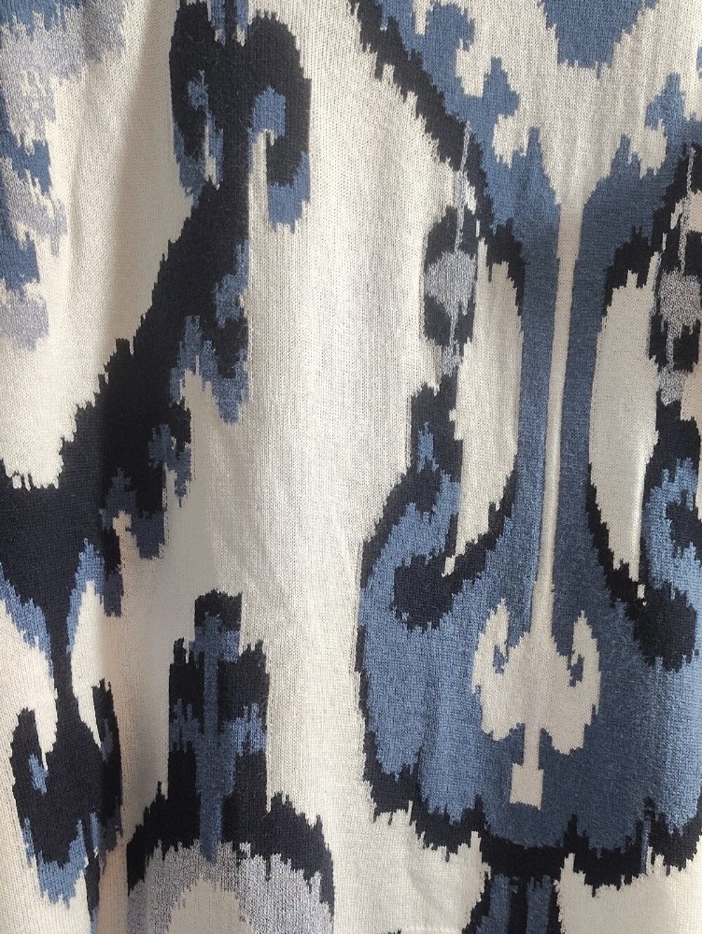 Chico's Blue, Navy & White Ikat-Pattern Crewneck Sweater - Picture 4 of 6